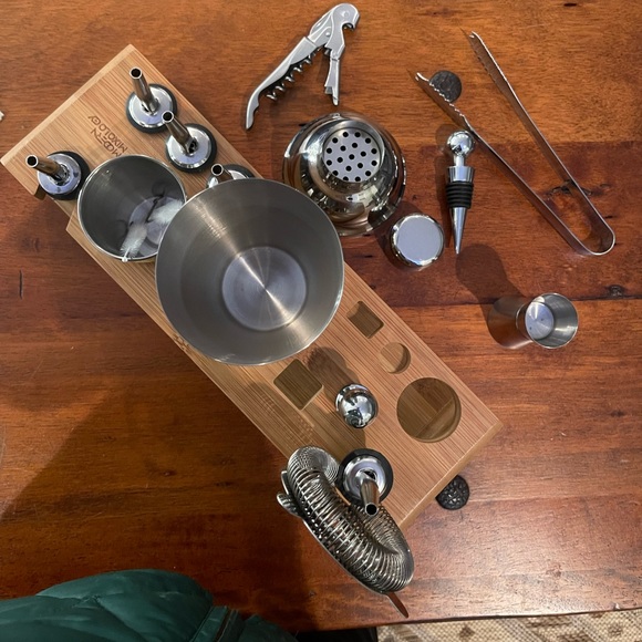 Mixology Tools Bartender Set 16-Pieces - Picture 2 of 8